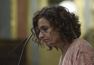 El Congreso avala retrasar a 2027 la obligación de que millones de empresas y autónomos compartan sus facturas con Hacienda